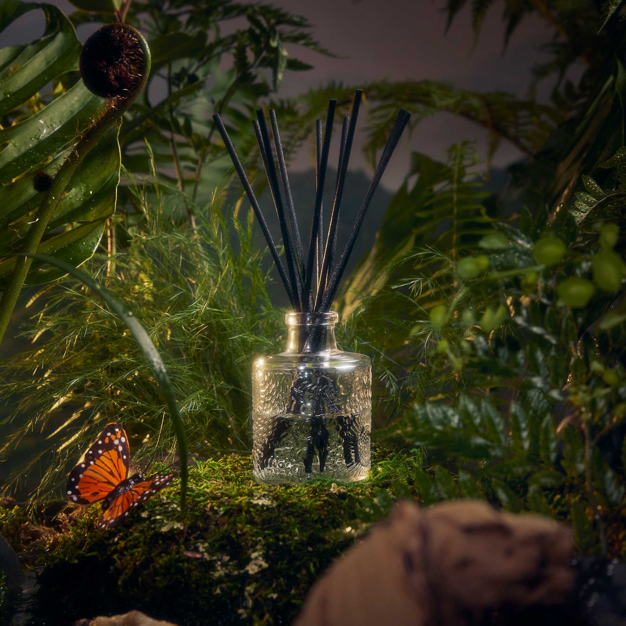 Voluspa - Temple Moss - Diffuser mit Schilfstäbchen