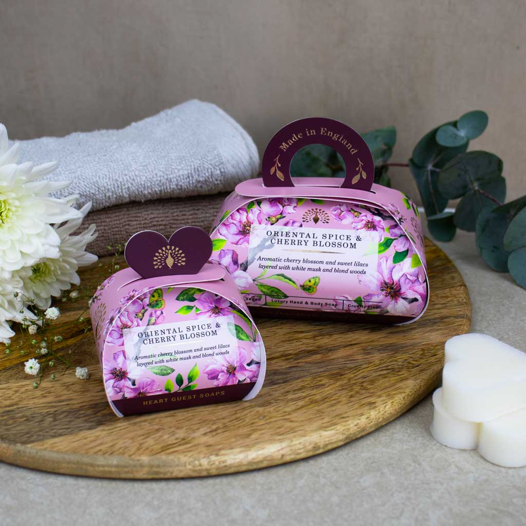 The English Soap Company - Oriental Spice &amp; Cherry Blossom Gift Soap 260 g