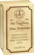 Lade das Bild in den Galerie-Viewer, Taylor of Old Bond Street - Sandelwood Badeseife
