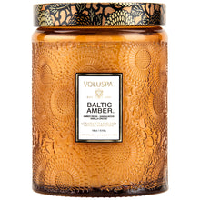 Lade das Bild in den Galerie-Viewer, Voluspa -Baltic Amber Large Jar Candle - Klassische Duftkerze
