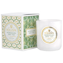 Lade das Bild in den Galerie-Viewer, Voluspa - Moroccan Mint Tea Classic Candle - Klassische Duftkerze
