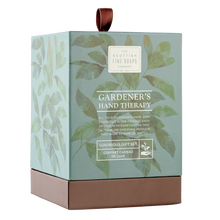 Lade das Bild in den Galerie-Viewer, Scottish Fine Soap - Gardeners Luxurious Gift Set - Geschenkset
