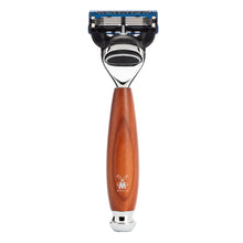 Lade das Bild in den Galerie-Viewer, MÜHLE Rasierset  VIVO , Black Fibre, mit Gillette® Fusion™, Griffmaterial Pflaumenholz
