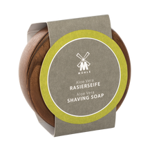Lade das Bild in den Galerie-Viewer, MÜHLE SHAVING Rasierseife RN3 AV - Aloe Vera in der Holzschale
