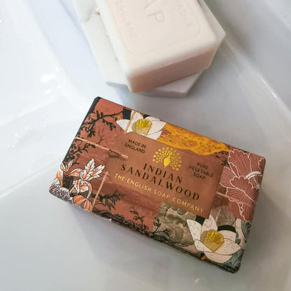 The English Soap Company - Anniversary  Indian Sandalwood Soap - Idisches Sandelholz Seife