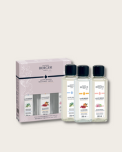 Lade das Bild in den Galerie-Viewer, LAMPE BERGER - AIR PUR  Triopack JOY - In den Agaven-Gärten &amp; Knackiger Rhabarber &amp; Unter den Magnolien - Lampe Berger Refill (3 x 250 ml)
